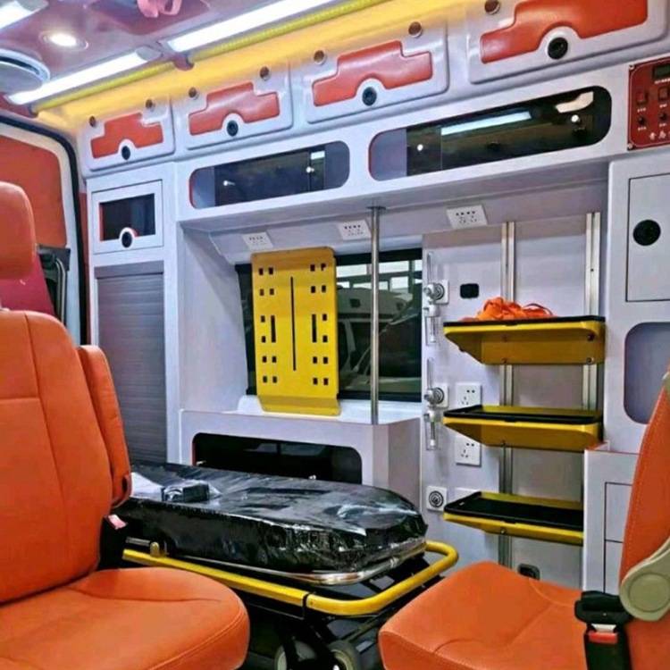 新城街道长途救护车护送病人租赁价格